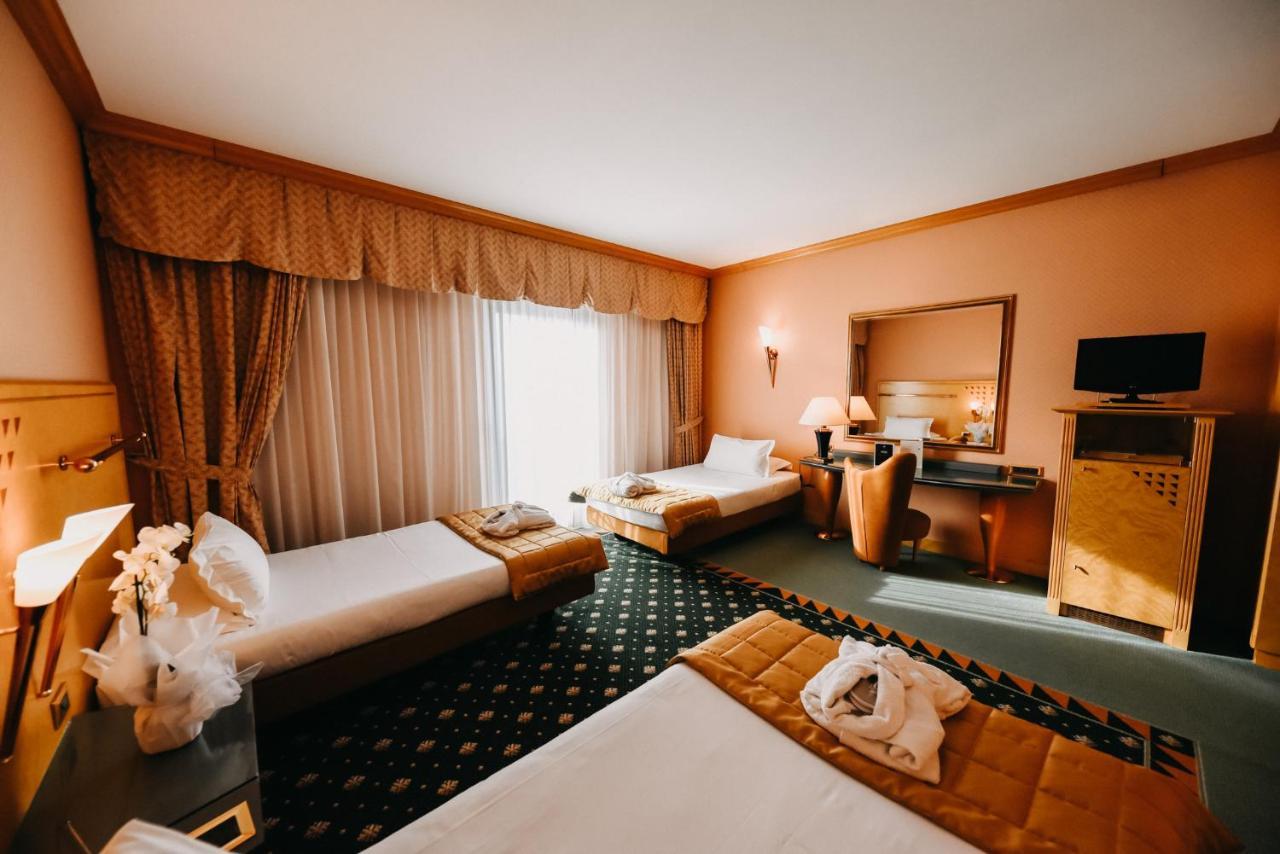 Shg Hotel Antonella Pomezia Eksteriør bilde